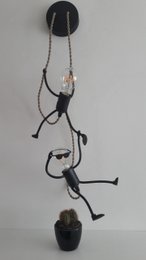Pan Jasny Zabawa dla dwojga; * Lampa wisząca * Holenderski design * Długość 75 cm * Juta snoer, lijkt op echt touw