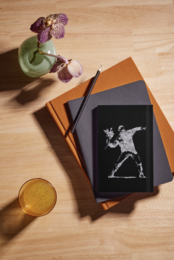 Carnet Banksy A5/A6 - Le lanceur de fleurs