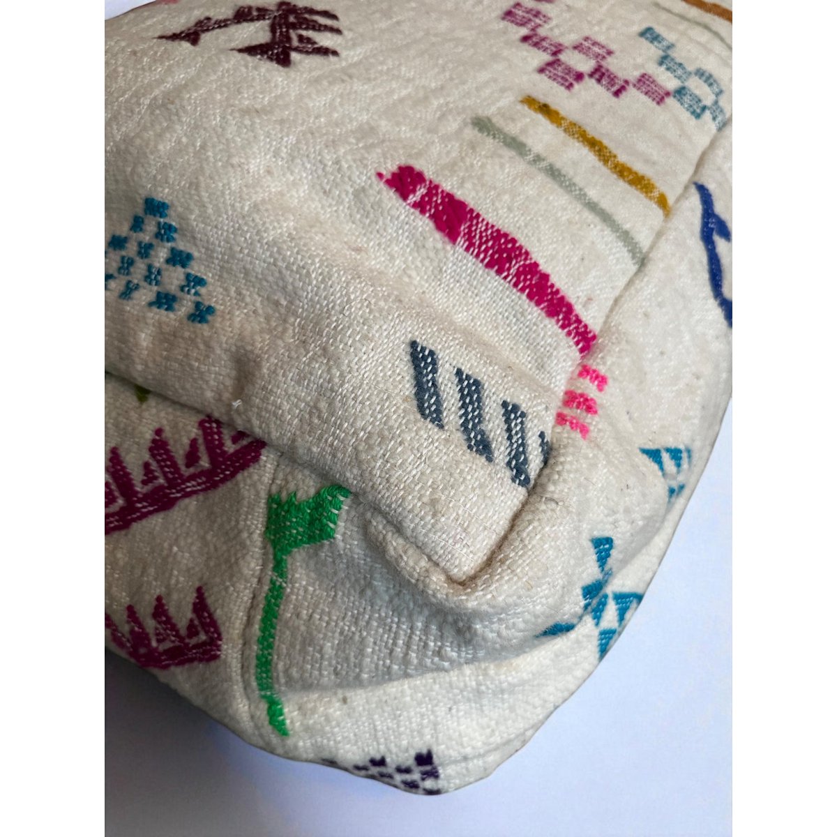LEY! Grand coussin de sol - Ligne Colorful - Resa