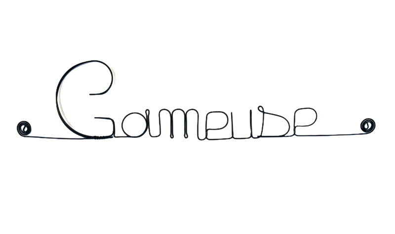 Dekoracja ścienna w drucie „Gameuse” - Punisherier - biżuteria ścienna - pokój dziecięcy/ado