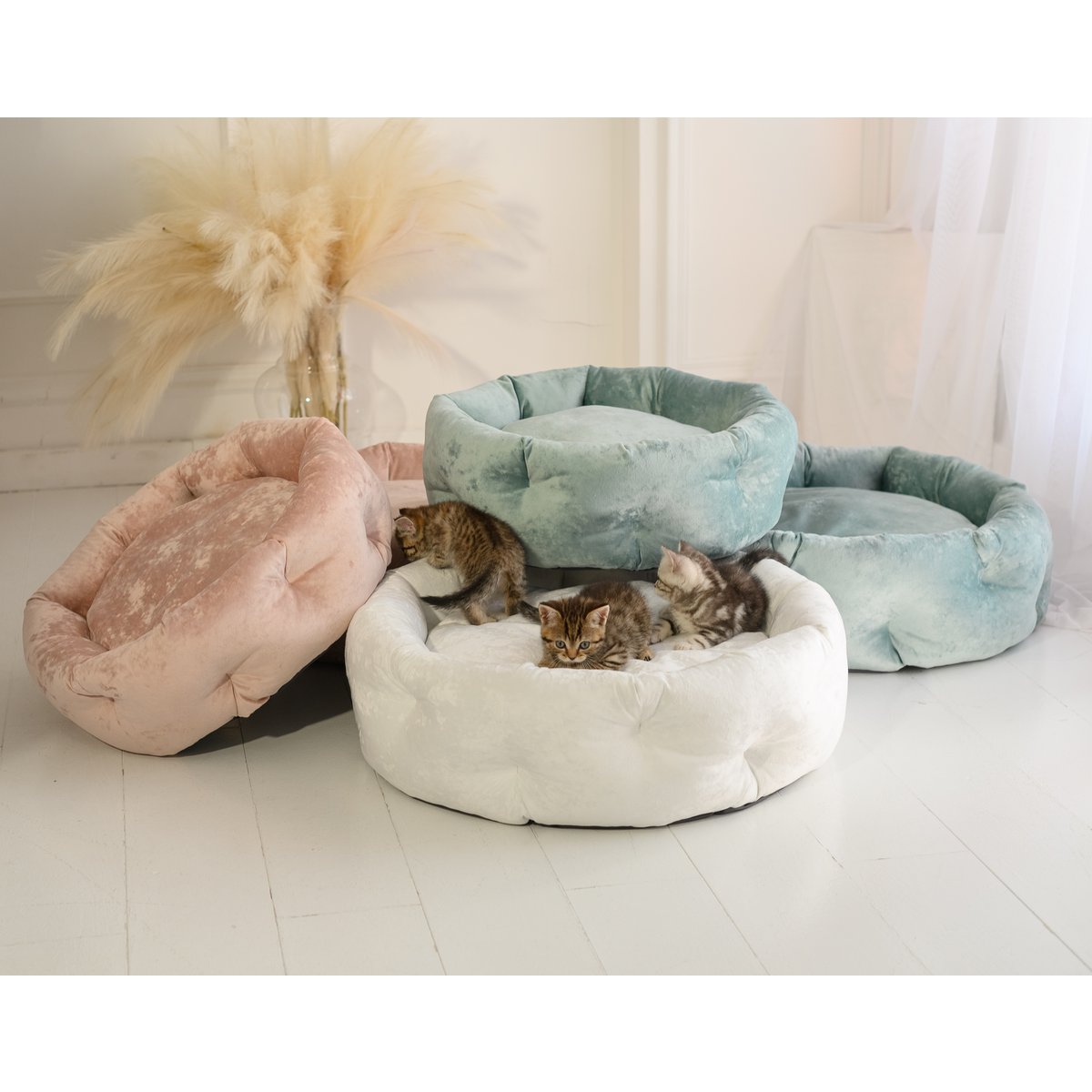 Lit de luxe pour chien Marshmallow – Peluche ultra douce, fait main en Europe, chiens et chats, 3 couleurs