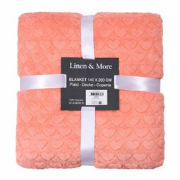 Plaid hearts pattern throw blanket in a soft pink color, measuring 140x200cm.