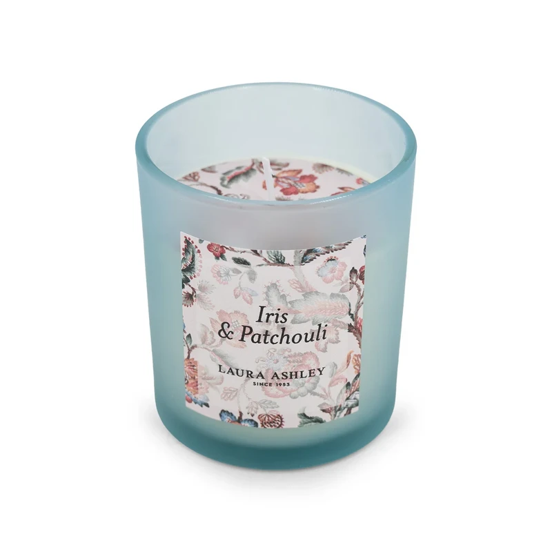 Laura Ashley Iris & Patchouli duftlys i gaveæske - 200g