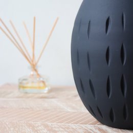 The arcila vase - matt black