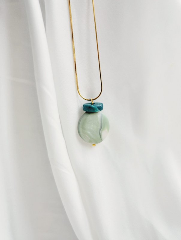 Contrasting Celadon and Teal Necklace