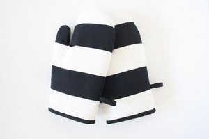 White and black striped oven gloves