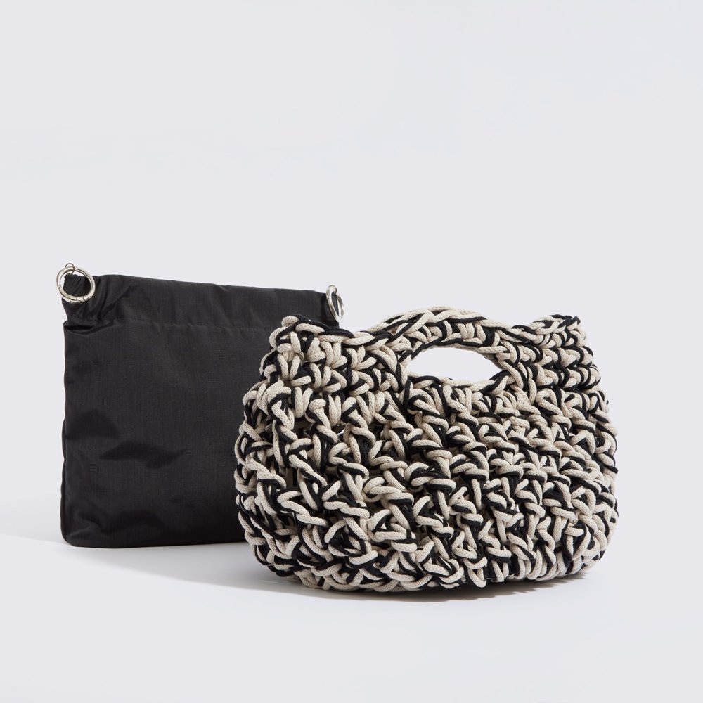 “Nadia cotton” crochet handbag with waterproof pouch crème + black