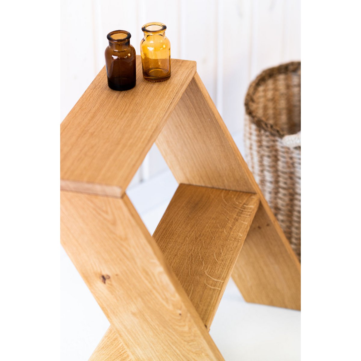 Escabeau, tabouret LOBO en chêne massif