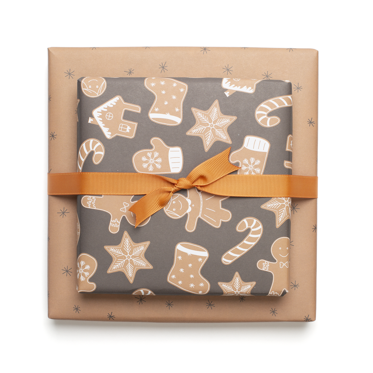 Papel de regalo de doble cara Navidad "pan de jengibre" Galletas navideñas en color beige y marrón fabricado con papel 100% reciclado