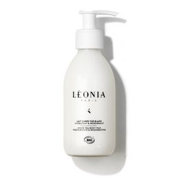 White hydrating and regenerating body cream with white tea extract.