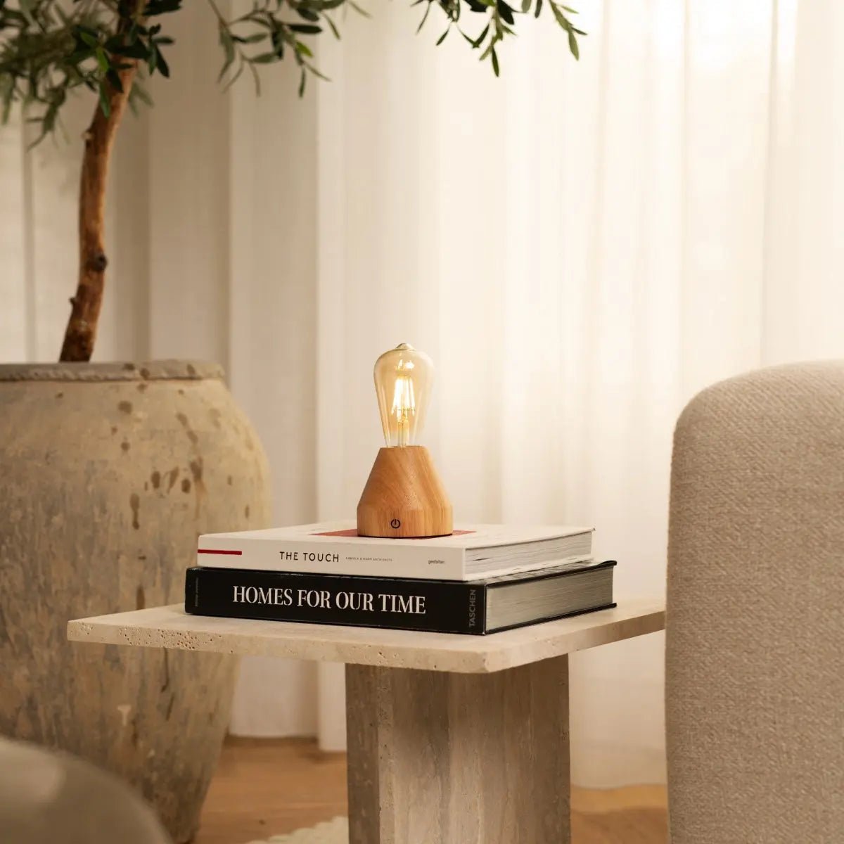 Lampe de table rechargeable marron clair Zavi