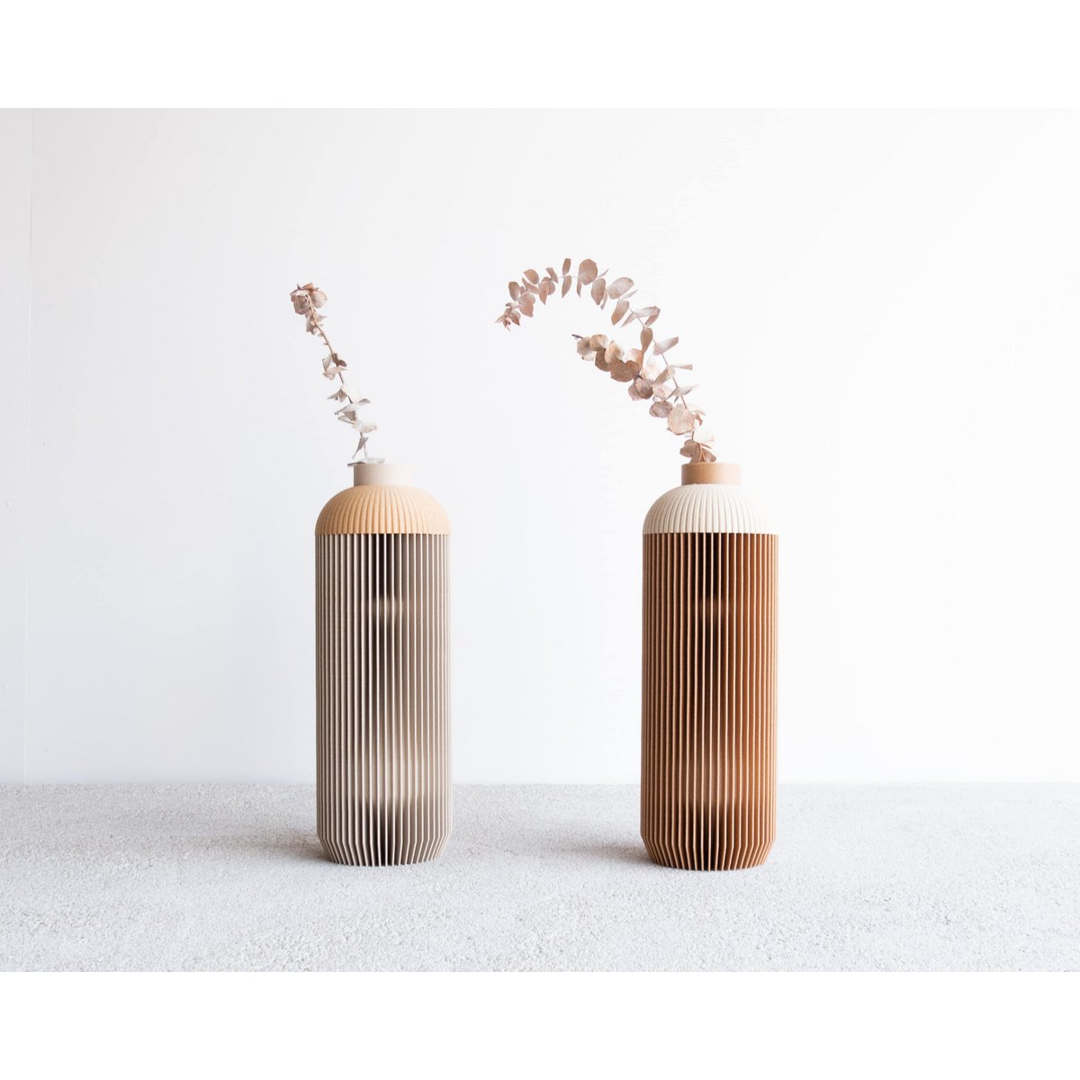 Onde Vase - Natural Wood and Mist White