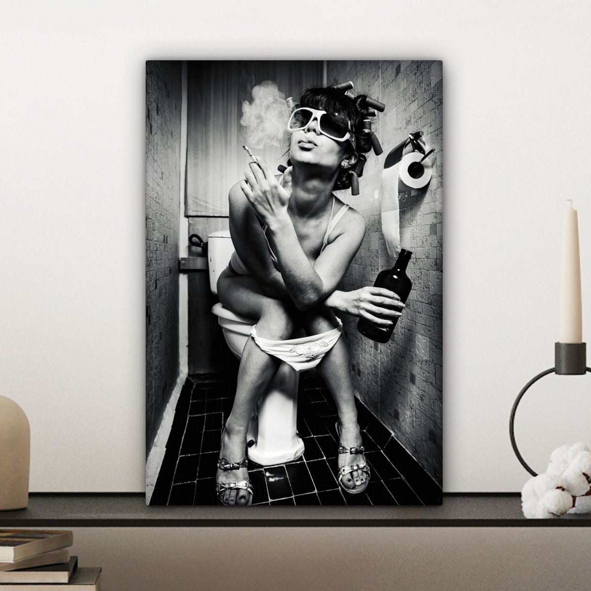 Canvas Painting - Wall Decoration Woman - Vintage - Curles - Toilet - Cigarette - Wall Decoration Living Room - Bedroom Decoration - Room Accessories - Canvas Paintings