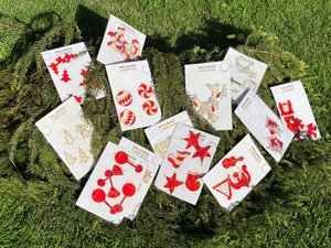 Set mit 13 Weihnachtsgirlanden in Rot und Weiß