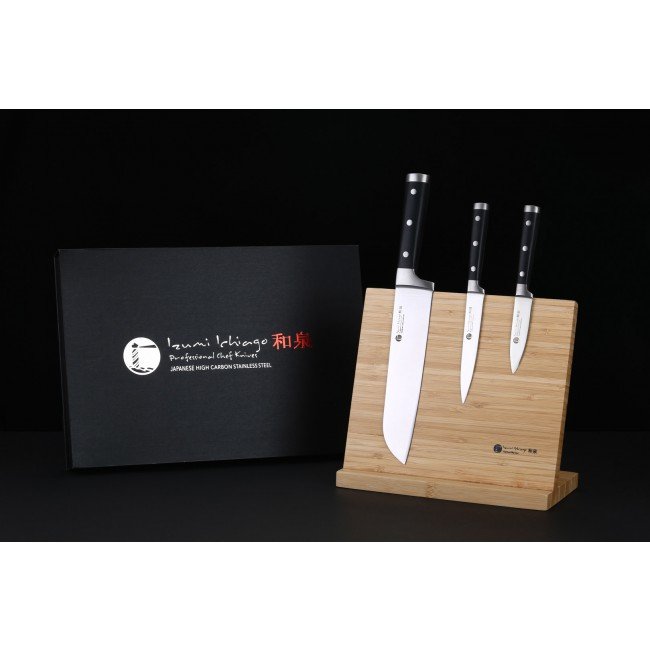 IZUMI ICHIAGO - 3-tlg. Santokumesser -Set "Professional Chef Knives" inkl..Bambus-Magnetmesserhalter