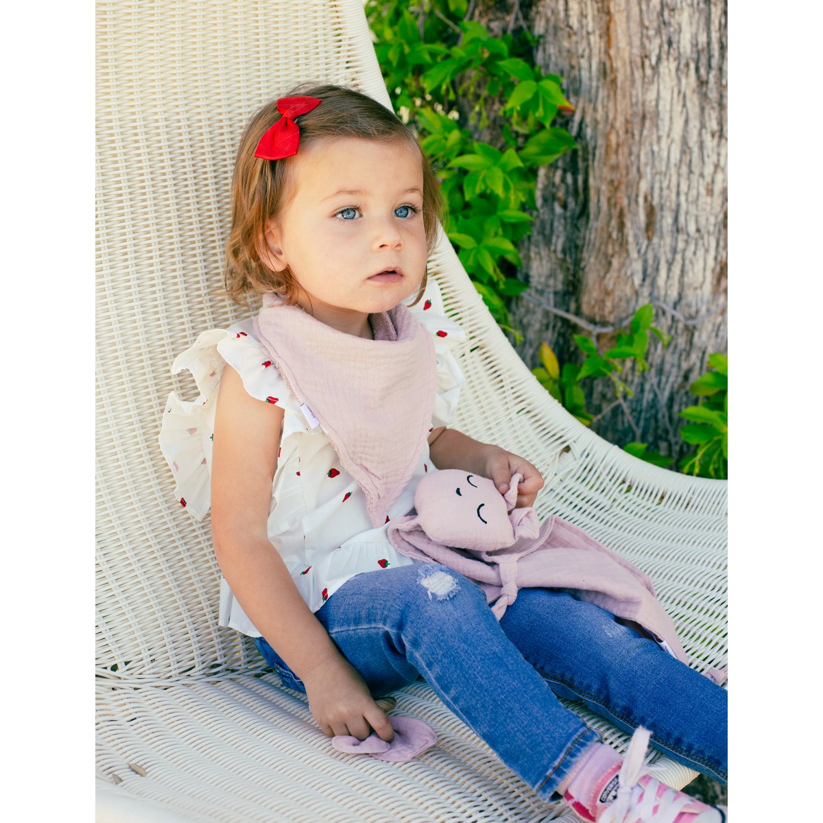 ENSEMBLE DOUDOU + BANDANA + ANNEAU DE DENTITION - MOD. OSO - GRIS ESSENCE