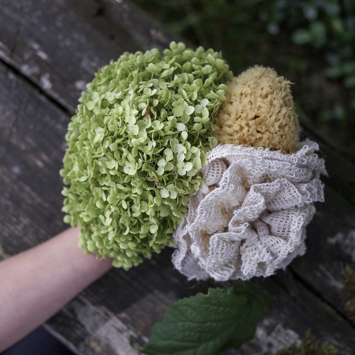 Sisal flower sponge
