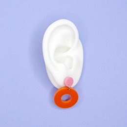 Colorblock Circle stud earrings in pink and orange