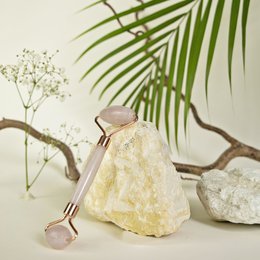 Rose Quartz Roller Beauty Massage Face Roller I Premium Quality I Jade Roller