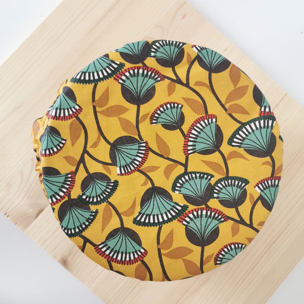 LARGE SIZE ADAPTABLE COVER