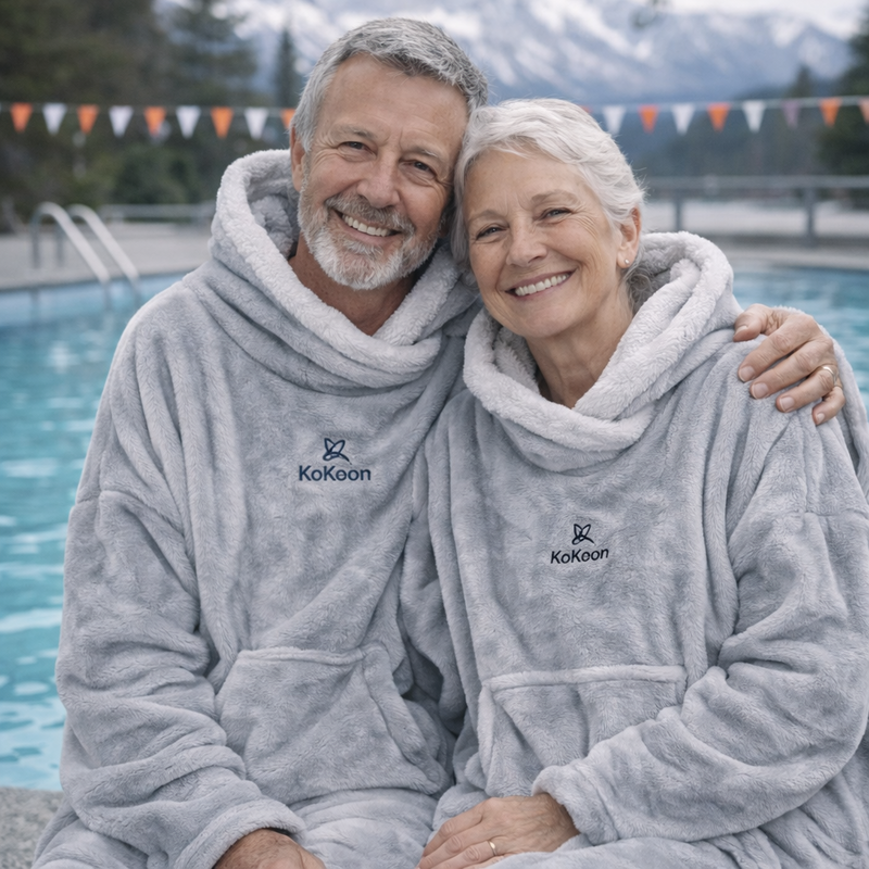 KoKoon sportponcho met capuchon - uitgang zwembad - onmiddellijke warmte na het zwemmen - ultrazacht - ideaal voor aquatische centra, aqua-wandelen - universele maat