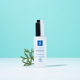 Youth concentrate with marine active ingredients, organic rose water, and avocado peptides. 30ml face serum.