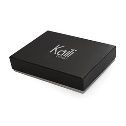 K12220UB | Herenportemonnee van echt volnerf leer, naakt. Kleur leer. RFID-bescherming. Afmetingen gesloten: 11,5 x 8,3 x 2 cm Verpakking: Geschenkdoos onder/deksel