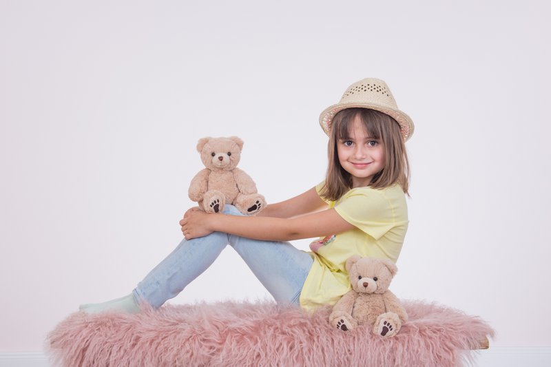 Bamse med poter beige 25 cm - plyslegetøj - tøjdyr