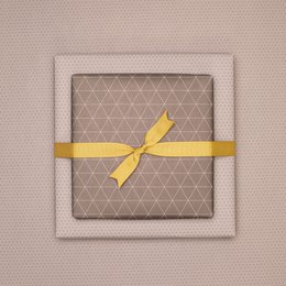 Brown wrapping paper triangles - double -sided wrapping paper for men, sustainable wrapping paper noble