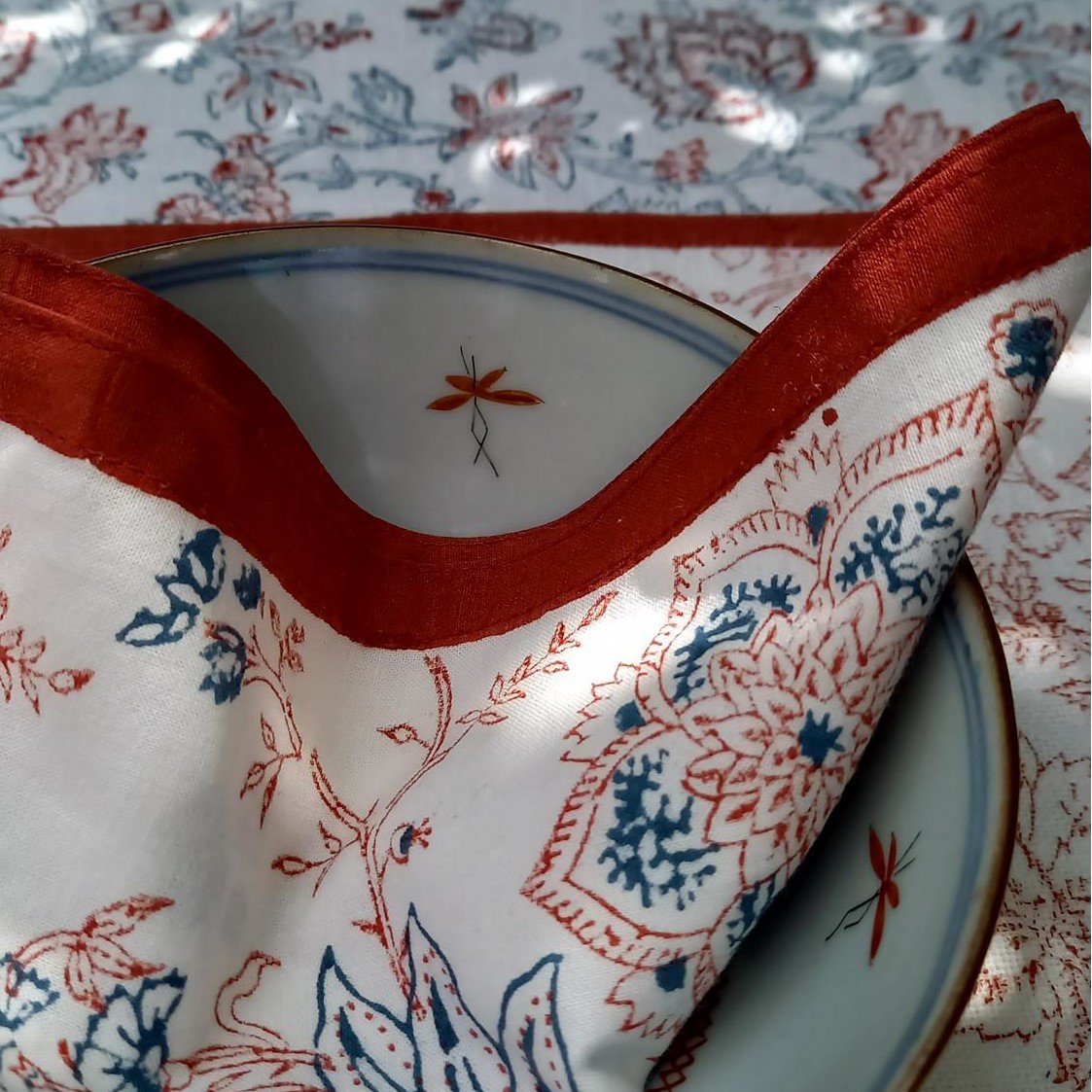 Serviette 'Fleur' ​​Rouge/Bleu