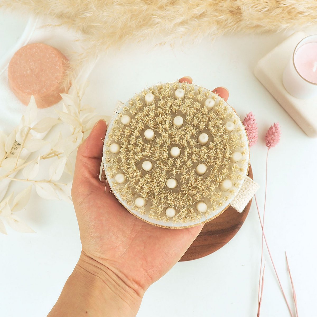 Exfoliating and massage body brush - Natural feel