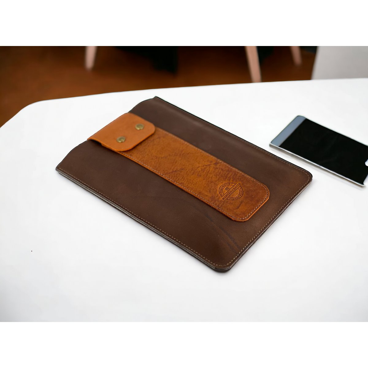 Étui pour tablette, housse pour tablette, en cuir de vachette