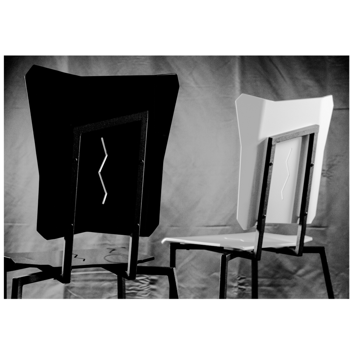 La silla Giulavi blanca destaca por sus formas abstractas pero conscientes de representar el concepto de singularidad...