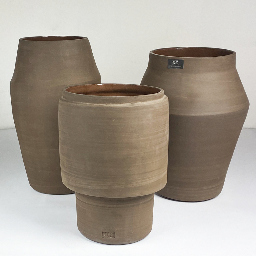 Makua Vase nøgen | Keramik | Plantepotte | Wabi Sabi | Ler | Håndlavet | Hollandsk design