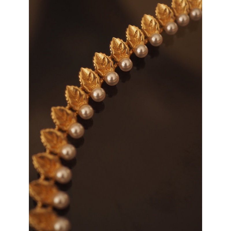 Vintage Golden Leaves Pearl Necklace