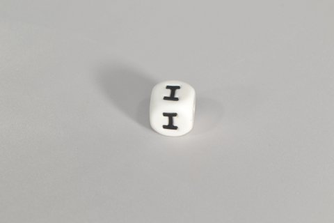 Perlensilikonbuchstabe I.