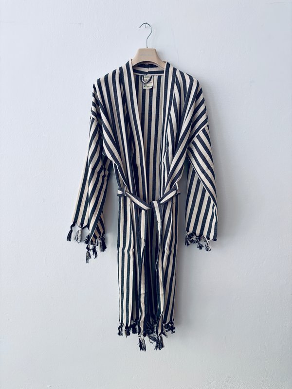 KIMONO - MEDITERRANEAN - BLACK - WHITE FAIR