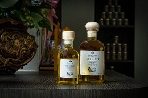 EVO OIL Extra vergine olijfolie op smaak gebracht met witte truffel