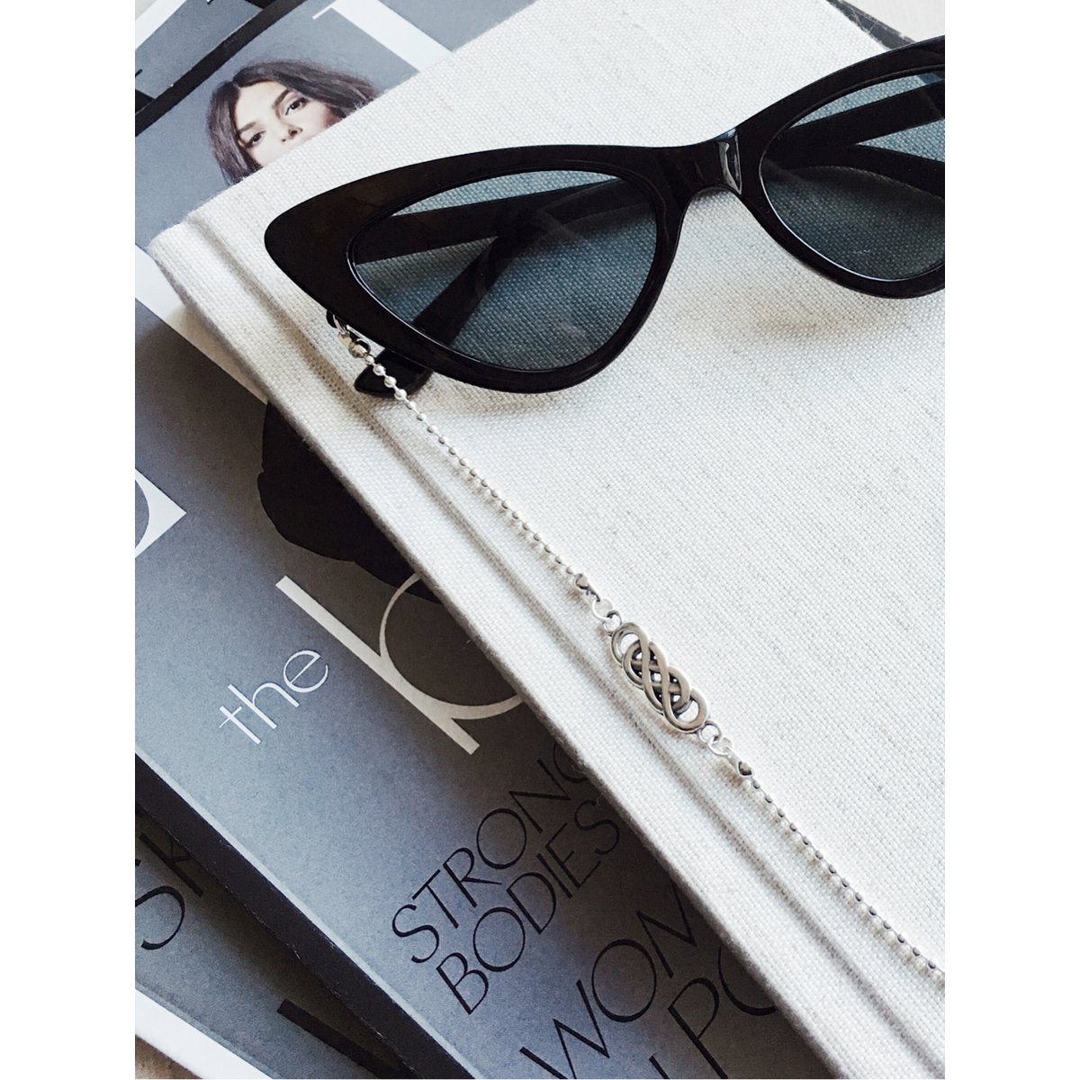 Isabella | SUNNY CORDS