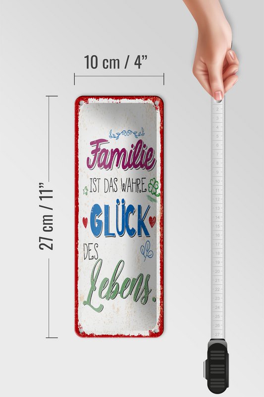 Tin sign saying 27x10 cm Family is the true happiness of life decorative sign