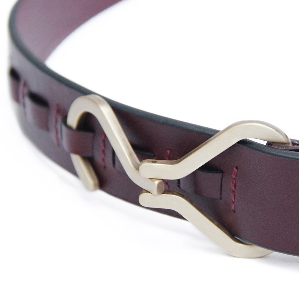 Oxblood Statement Belt, Italiaans leer, messing hook buckle 'The Shelby'