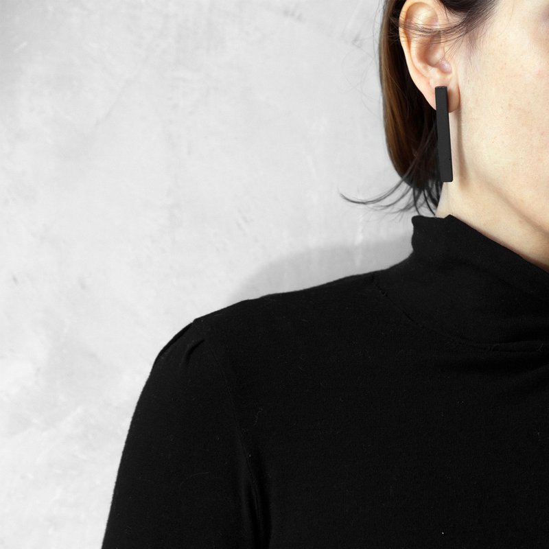 SÄULEN-OHRRINGE – SCHWARZ – Minimaler Schmuck, handgefertigt aus Jesmonit