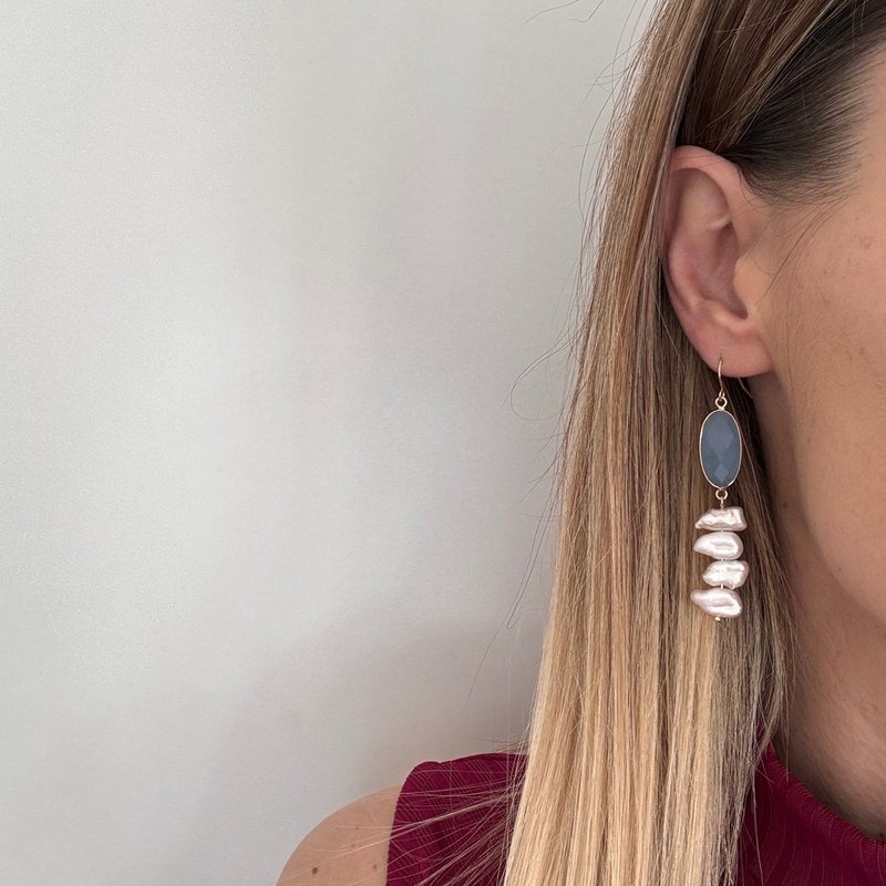 Nyra - Handcrafted earrings with baroque pearls
