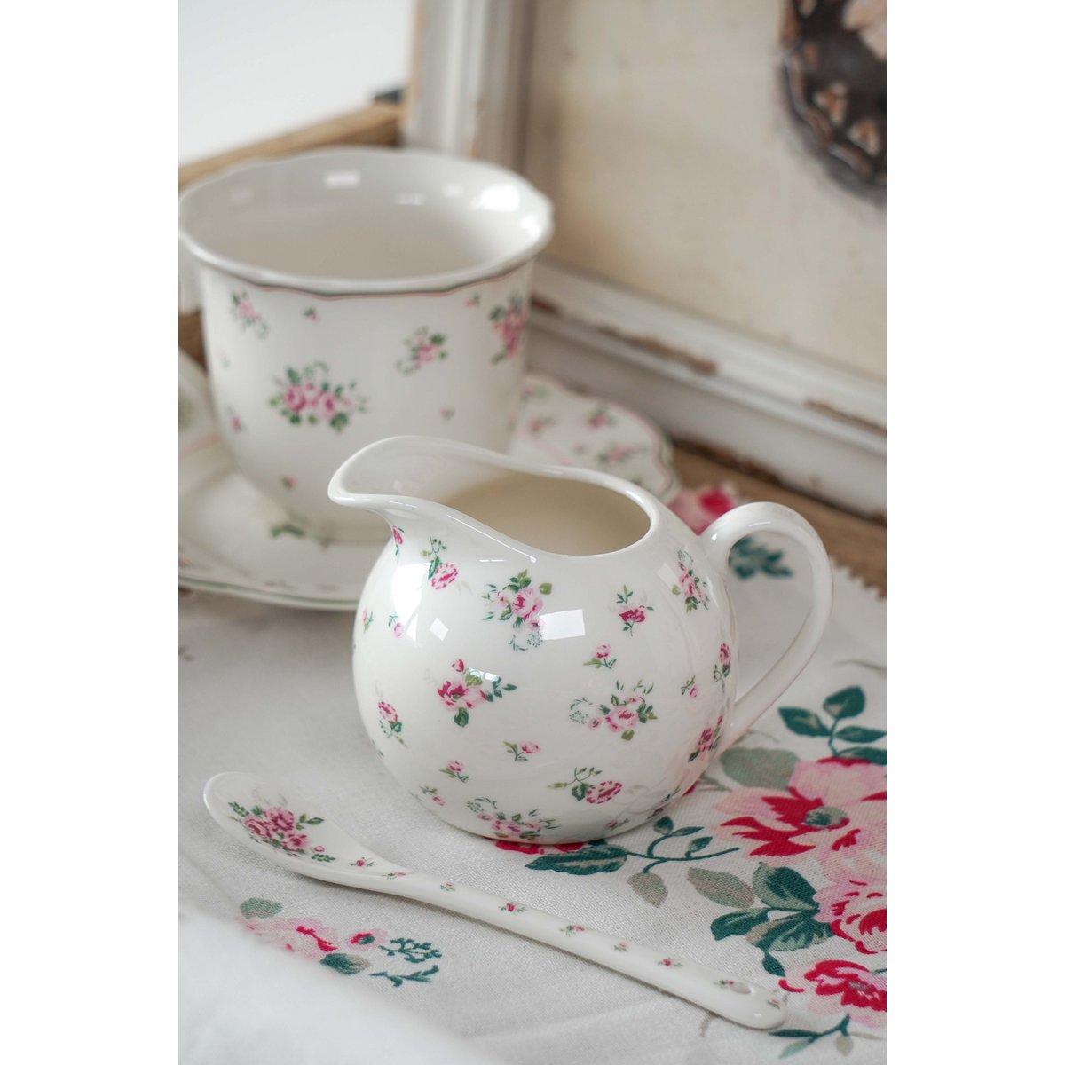 Brocca per il latte in porcellana Lisa Isabelle Rose