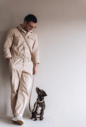 CROSSBODY LEATHER LEASH. LASSO