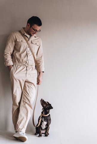 CROSSBODY LEATHER LEASH. LASSO