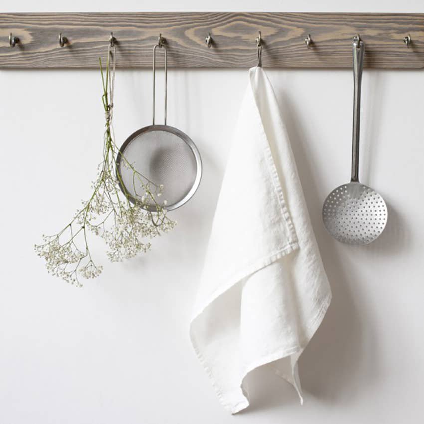 Asciugamano da cucina in lino bianco sporco