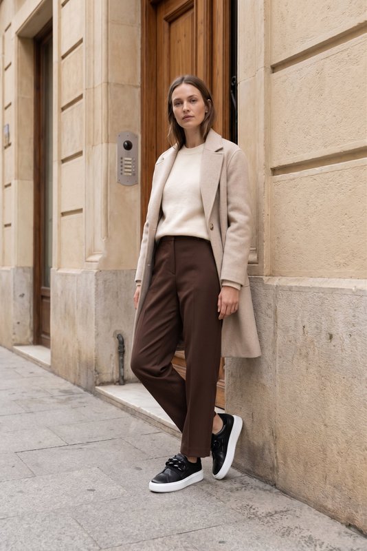 EMMA BLACK - Laceless Sneakers