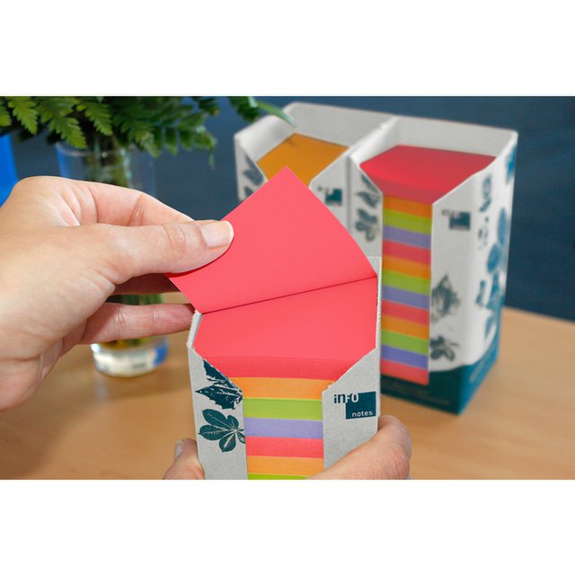Info notes 75x75mm 16 x 100 blaadjes, 4 kleuren, blauwe engel, toren verpakking.