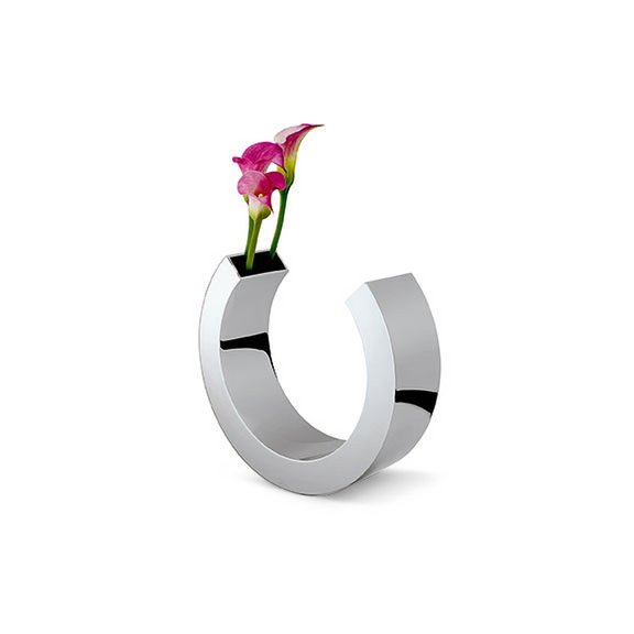 Omega vase